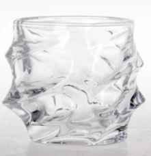 Prilagodljiva steklena posoda Crystal Whisky: dotik elegance